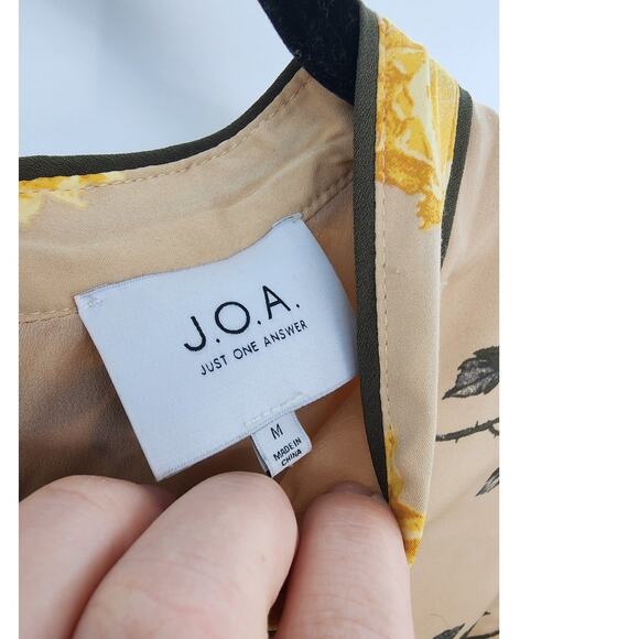 J.O.A Just‎ One Answer Long Sleeve Floral Yellow Rose Dress Size Medium - Picture 12 of 13